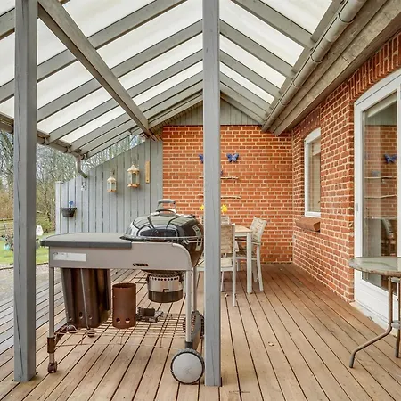 別荘 Birita - 20km From The Sea By Interhome