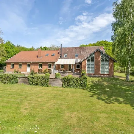 Birita - 20km From The Sea By Interhome *