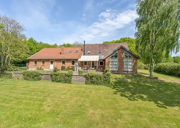 Birita - 20km From The Sea By Interhome *